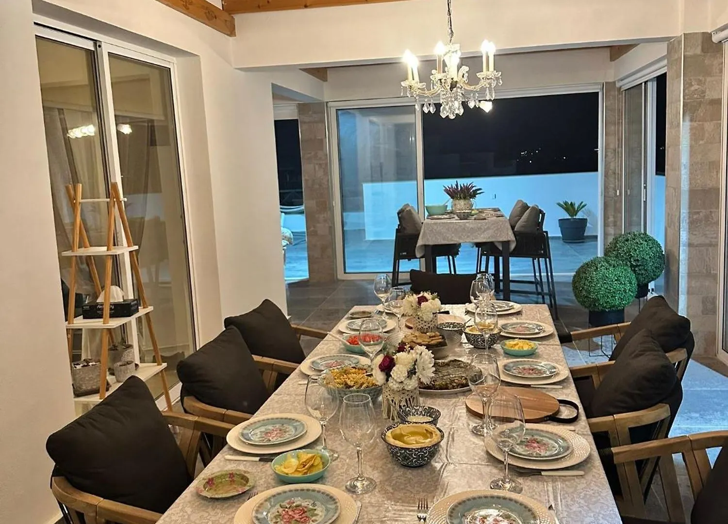 Sea View Penthouses kontakt